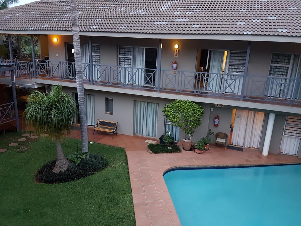 Loerie 3* Hoedspruit